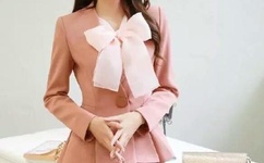 极品少妇粉嫩小泬啪啪AV